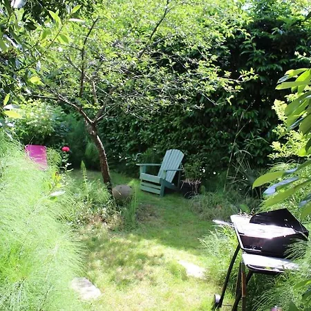 Cocoon In A Setting, Private Garden *